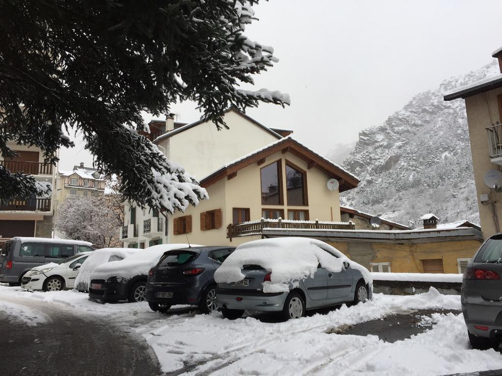 Ski Lodge บรีดเดอ-เล-แบ็ง ภายนอก รูปภาพ